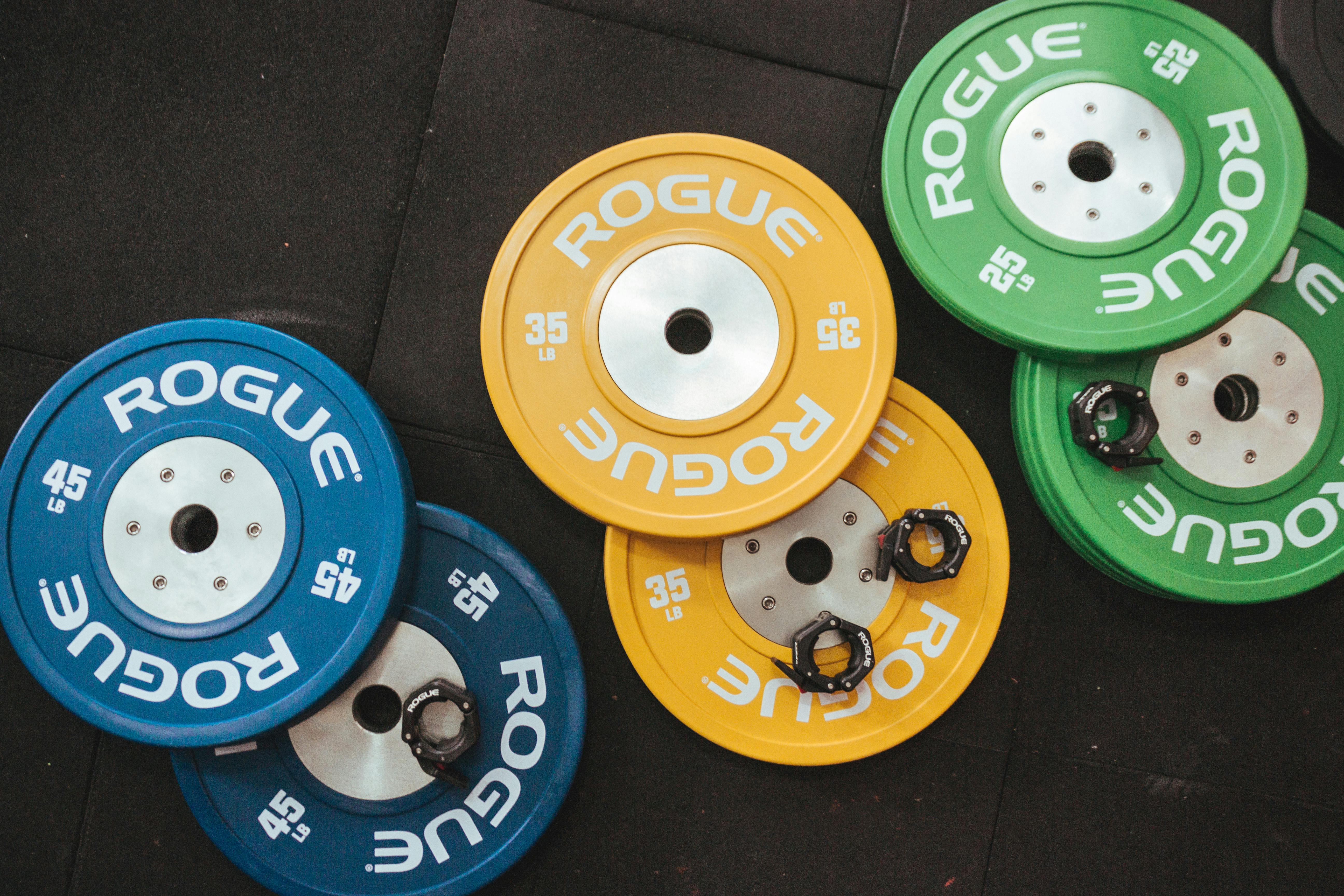 stack of weight plates